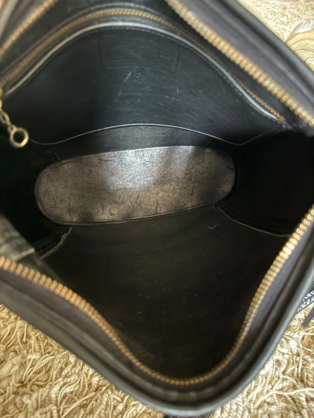 Vintage Coach 9060 Slim Duffle Sac Black Leather Made in Costa Rica 1999